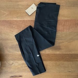 NWT Nike Maternity Leggings